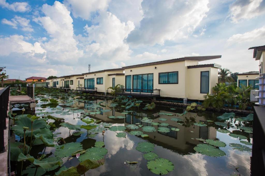Bua Tara Resort Nong Prue Dış mekan fotoğraf